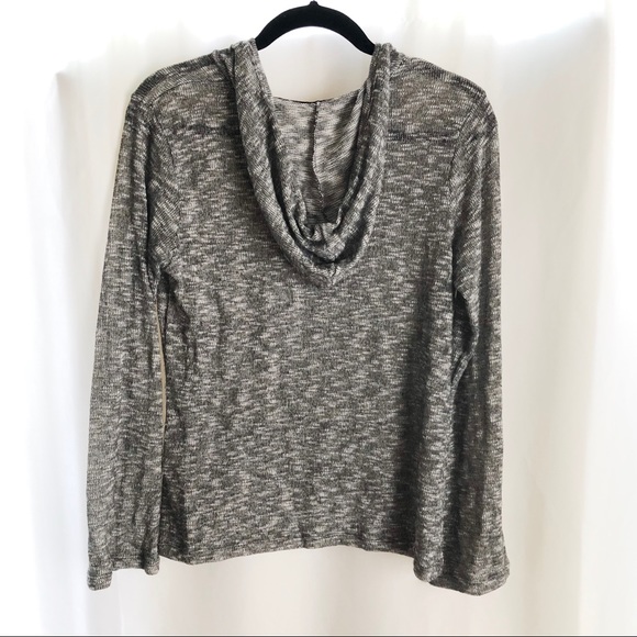 Volcom light weight V neck sweater - Picture 7 of 7